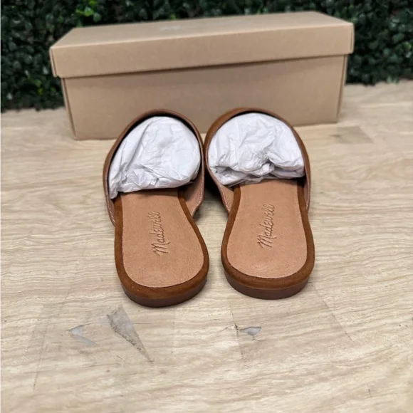 Madewell The Remi Mule In Suede - W8 - Picture 4 of 9